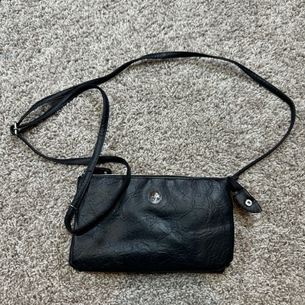 Stone Mountain Crossbody Bag Black Leather Small Cardholder Three Zip Pockets